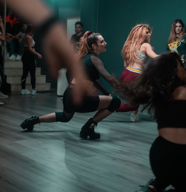 Σχολή Χορού Αθήνα Breakin' Bad Dance Academy 8 breakin bad dance academy mathimata xorou2 1